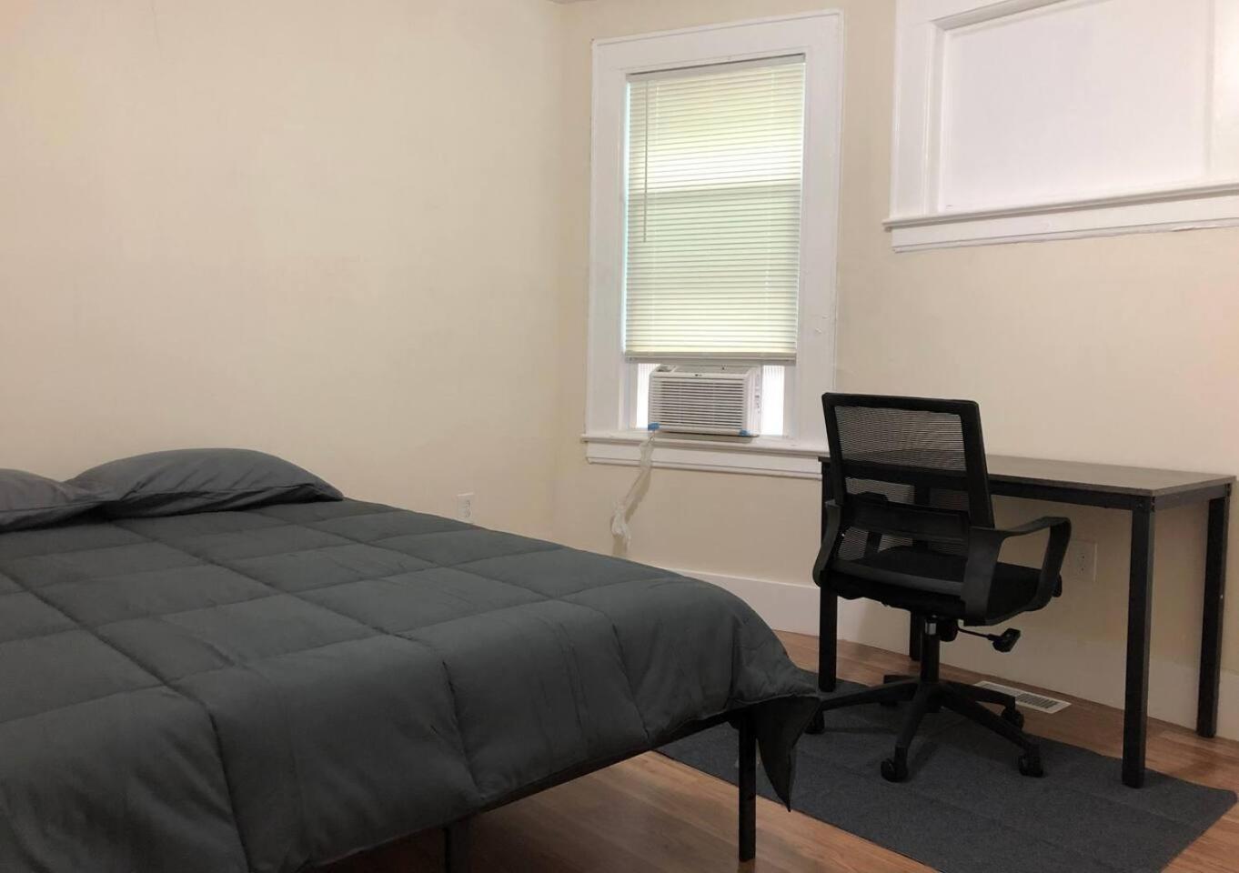 Spacious And Private Apartment With 3 Bedrooms And 1 Bathroom Near Newark International Airport Ewr And New York City מראה חיצוני תמונה